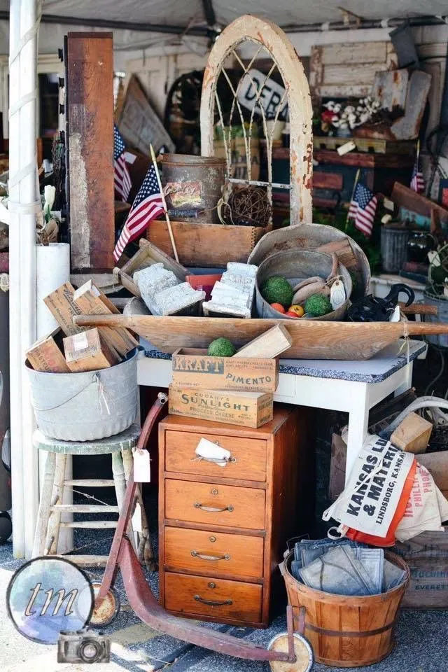 The Picker's Saturday: Where Comal County Locals Hunt for One-of-a-Kind Finds