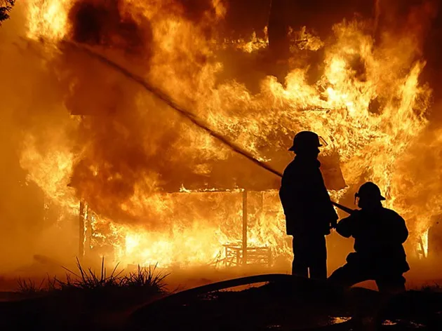 While You Were Sleeping: The Pre-Dawn Crew That Wakes Up Comal County